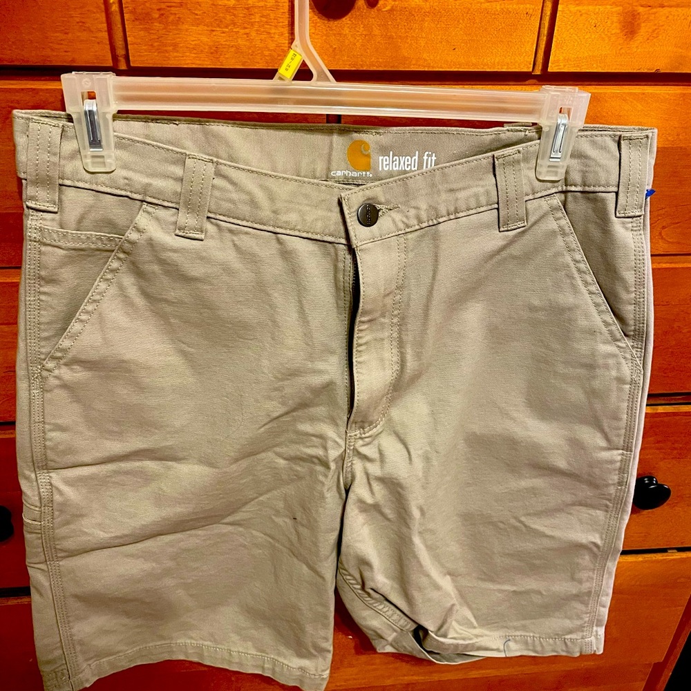 Carhartt men’s brand new cargo tan shorts. Size 34 by 10.